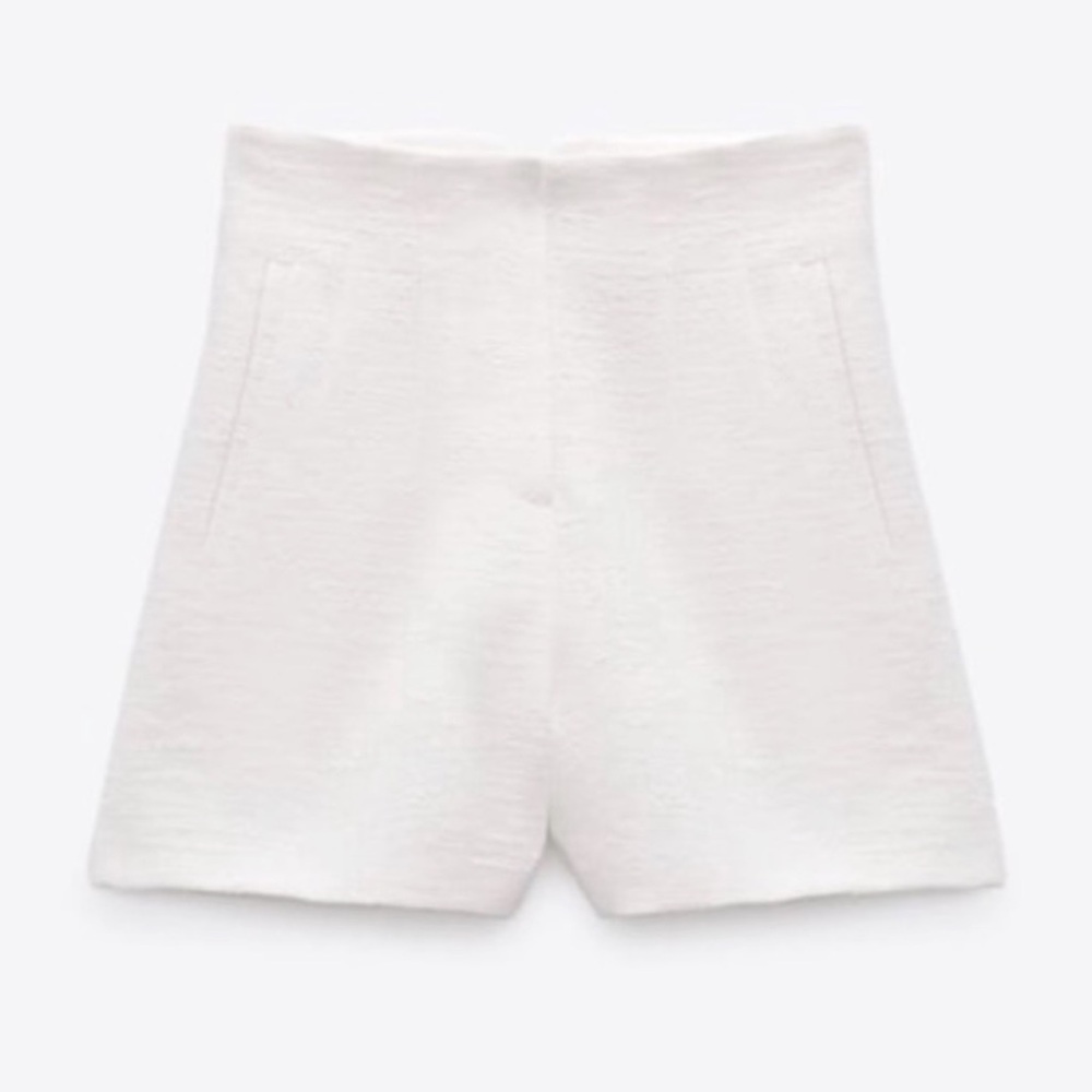 Zara | White Boucle Short